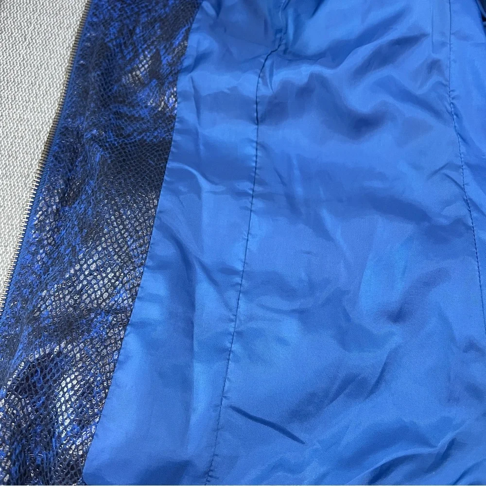 JM Collection Blue Animal Print Full Zip Faux Snake Skin Scoop Neck‎ Jacket 8